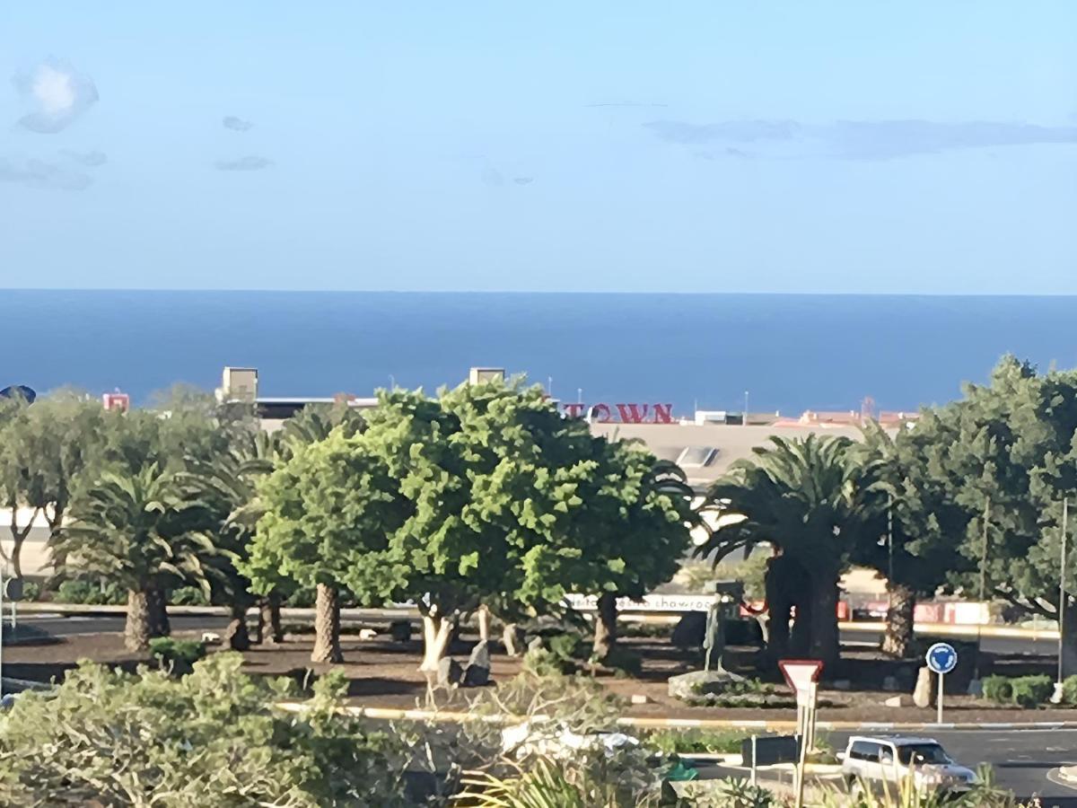 Brunella'S Apartment - Beach View Сан Мигел де Абона Екстериор снимка